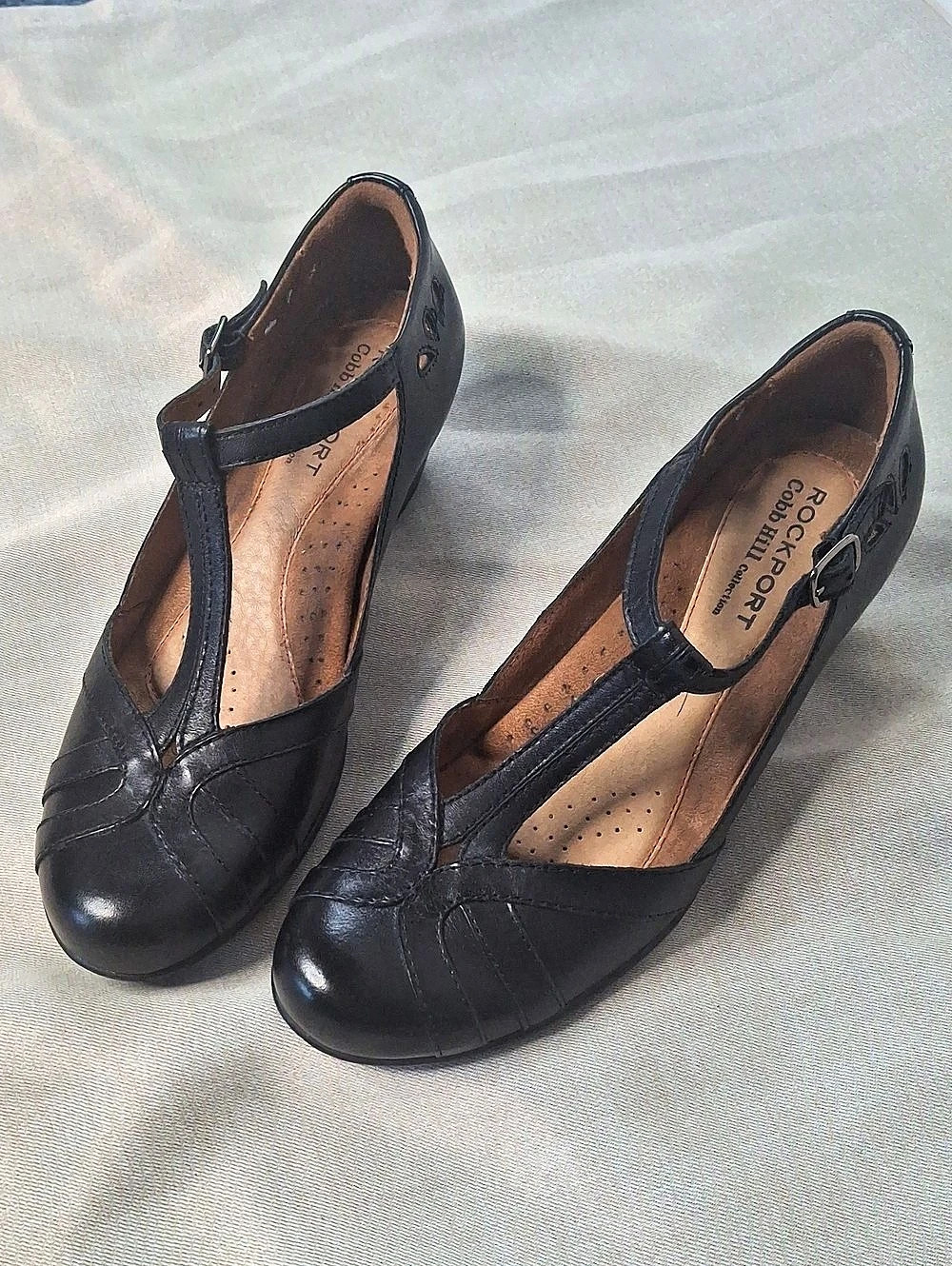 Rockport Cobb Hill Collection Mary Jane Heels in Black